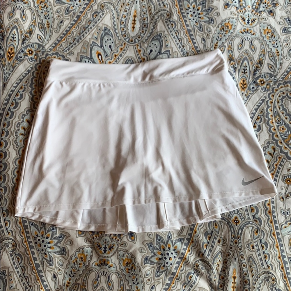 Nike DRI-FIT Tennis Skort with Pleated Back